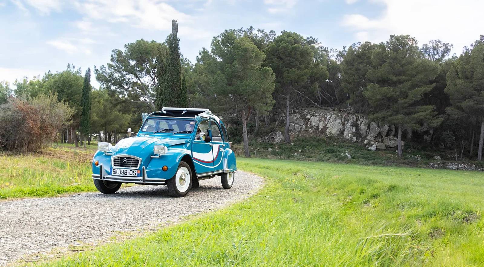Tour en 2CV et dégustation de vins - Château Camplazens - Winalist