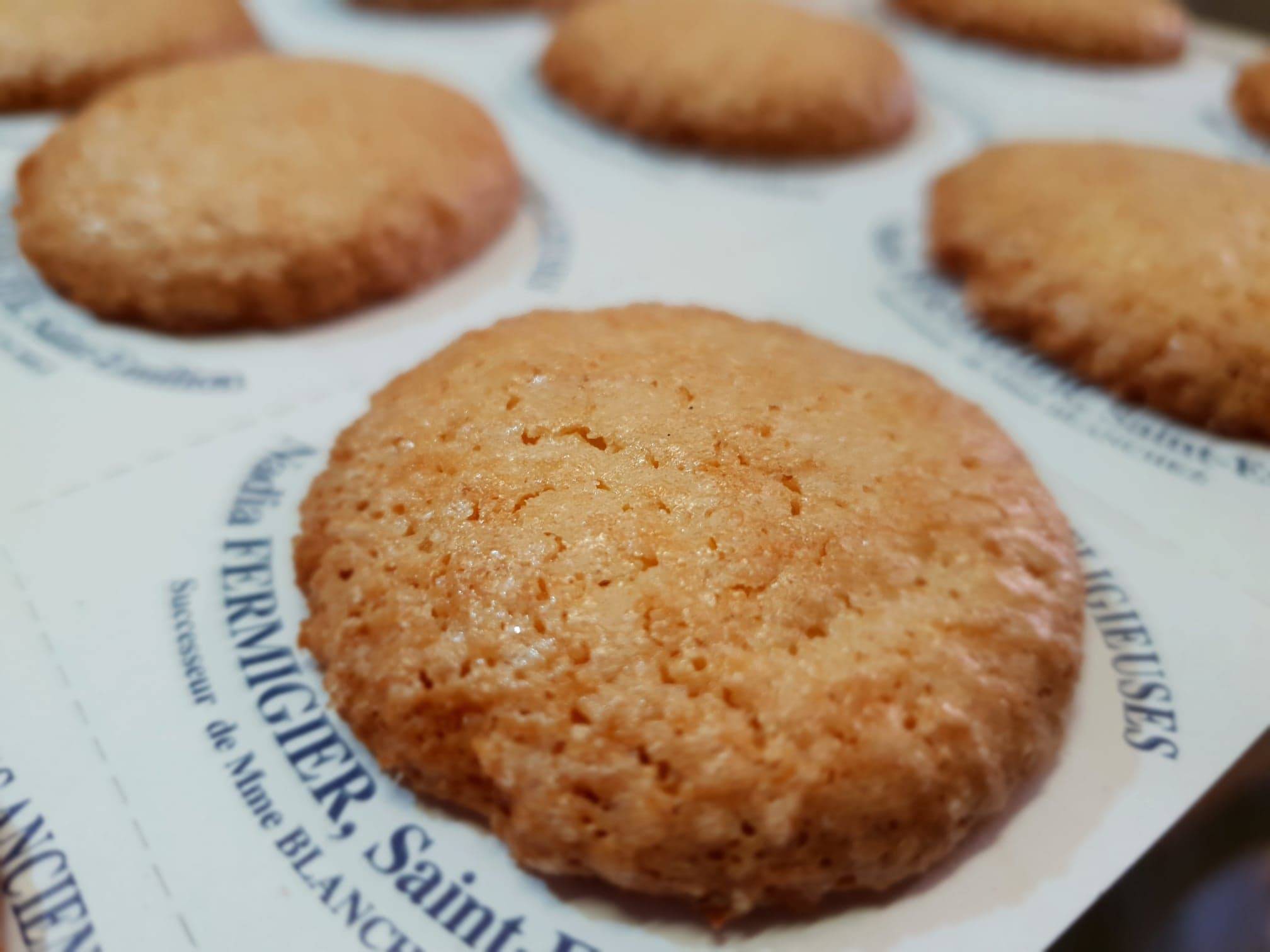 Macaroon & wine pairing workshop