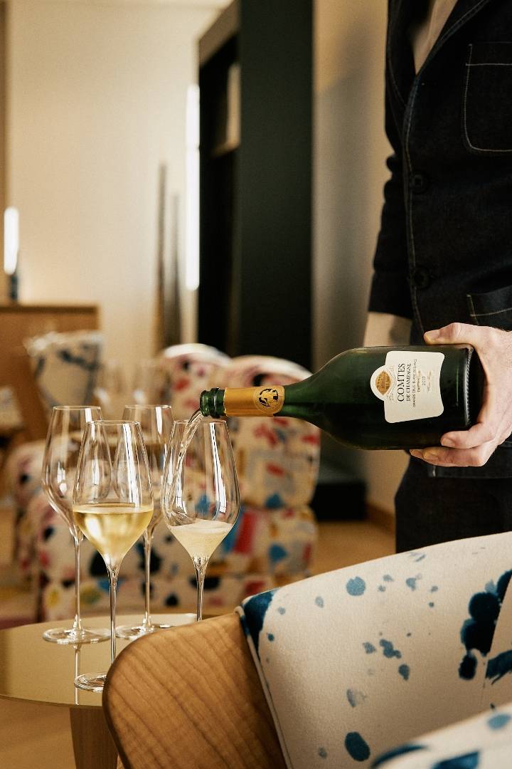 ReimsのChampagne Taittinger：訪問を予約する