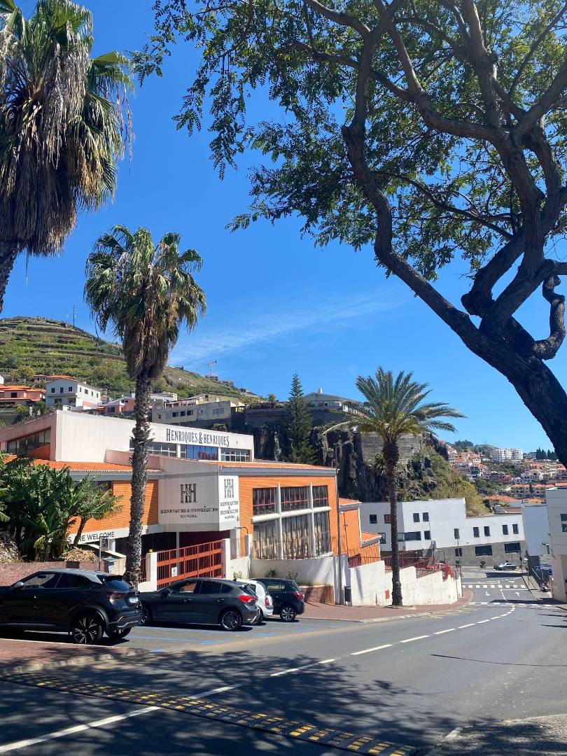 Henriques & Henriques - Vinhos S.A. - Winalist