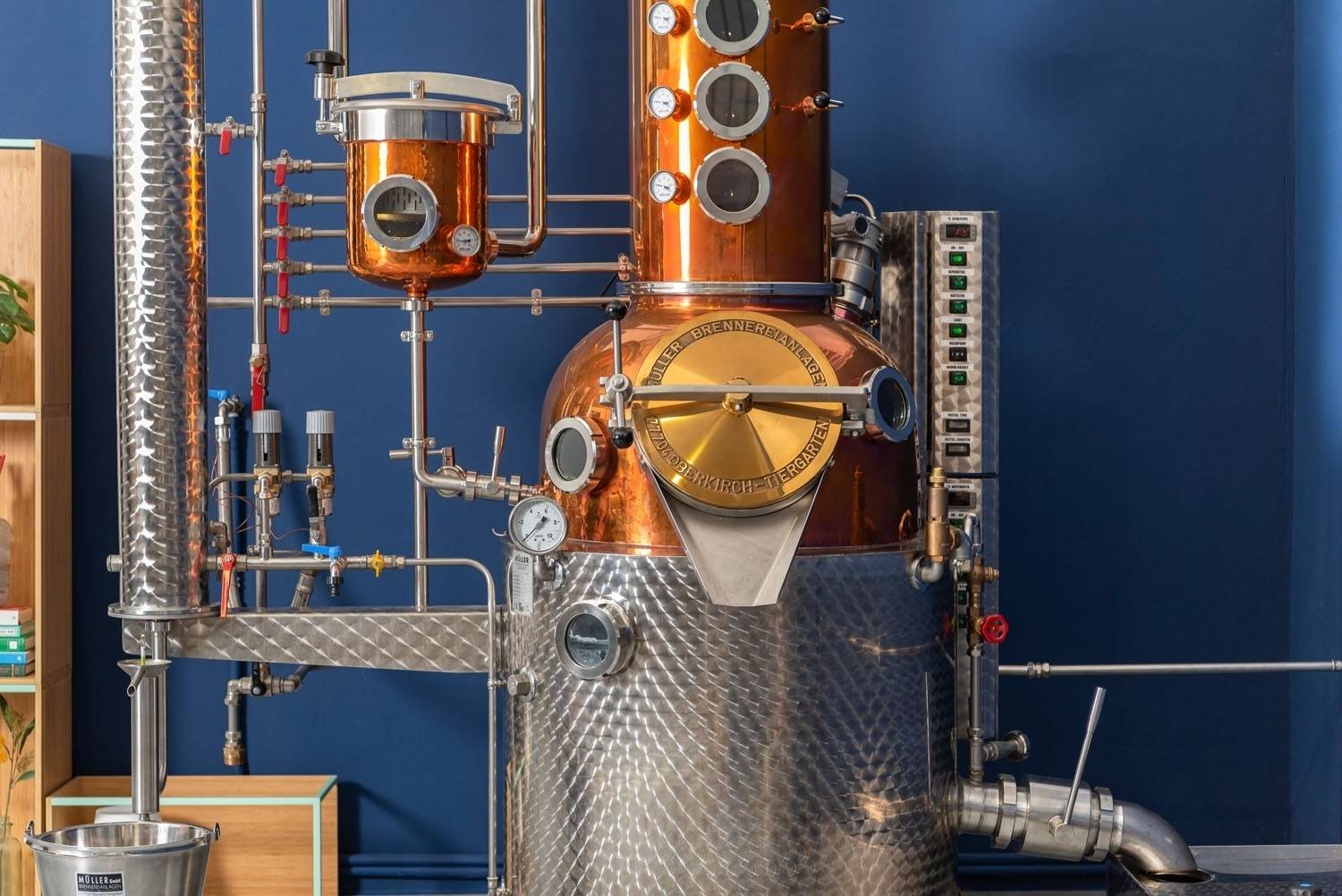 Distilleria Mezzanotte - Winalist