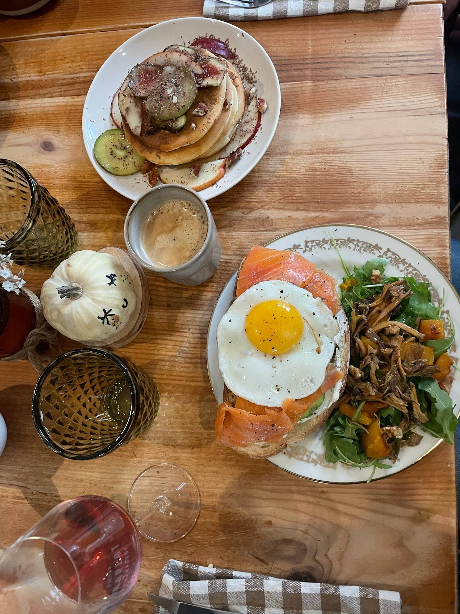 Brunch in het hol van Charlot