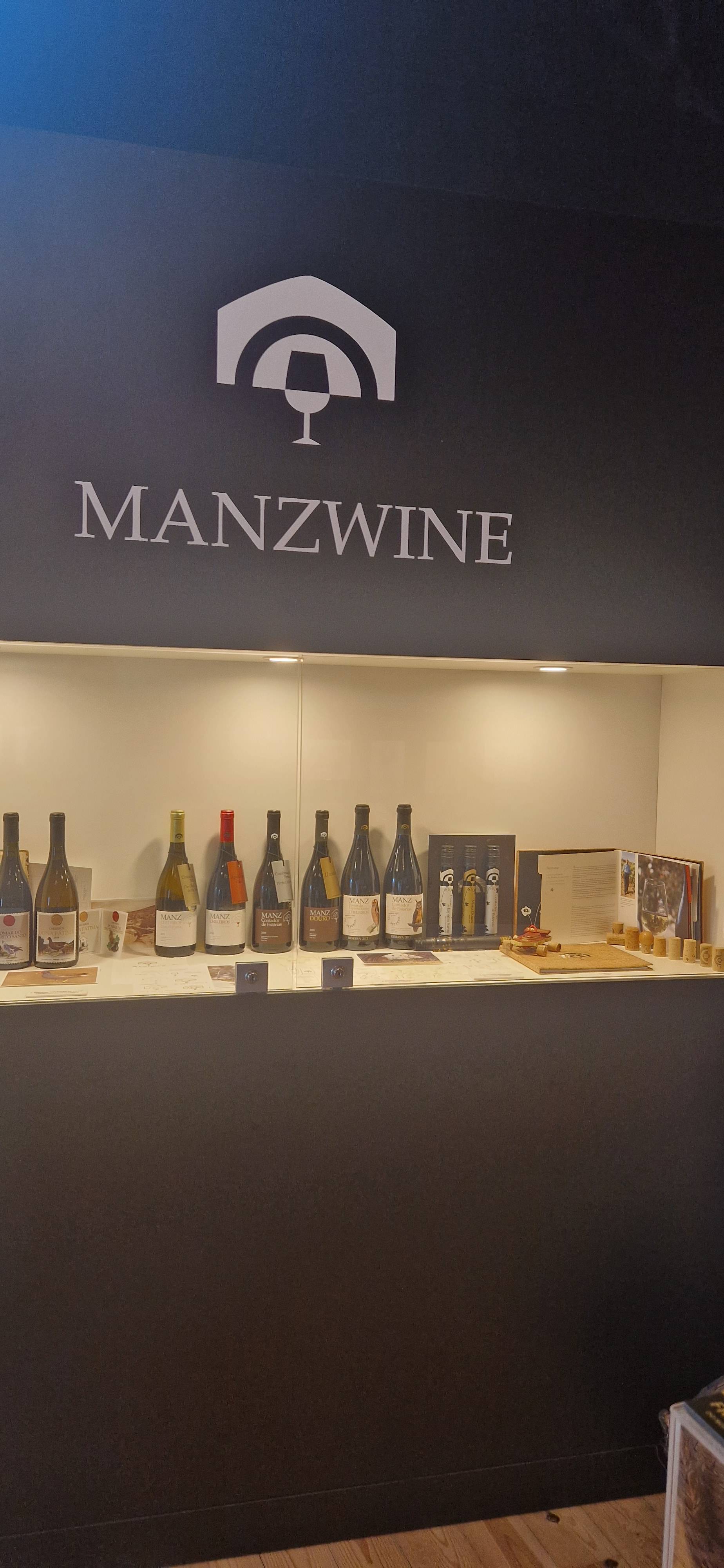 Manzwine & Tapas