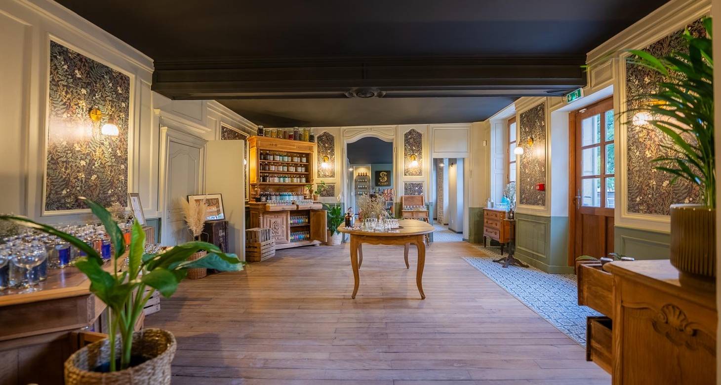 Bar à vin Dijon : Guide pour découvrir la Bourgogne - 2026 - 10 - bar à vin dijon bar à vin dijon - Bar à vin Dijon : Guide pour découvrir la Bourgogne - 2026 - 9