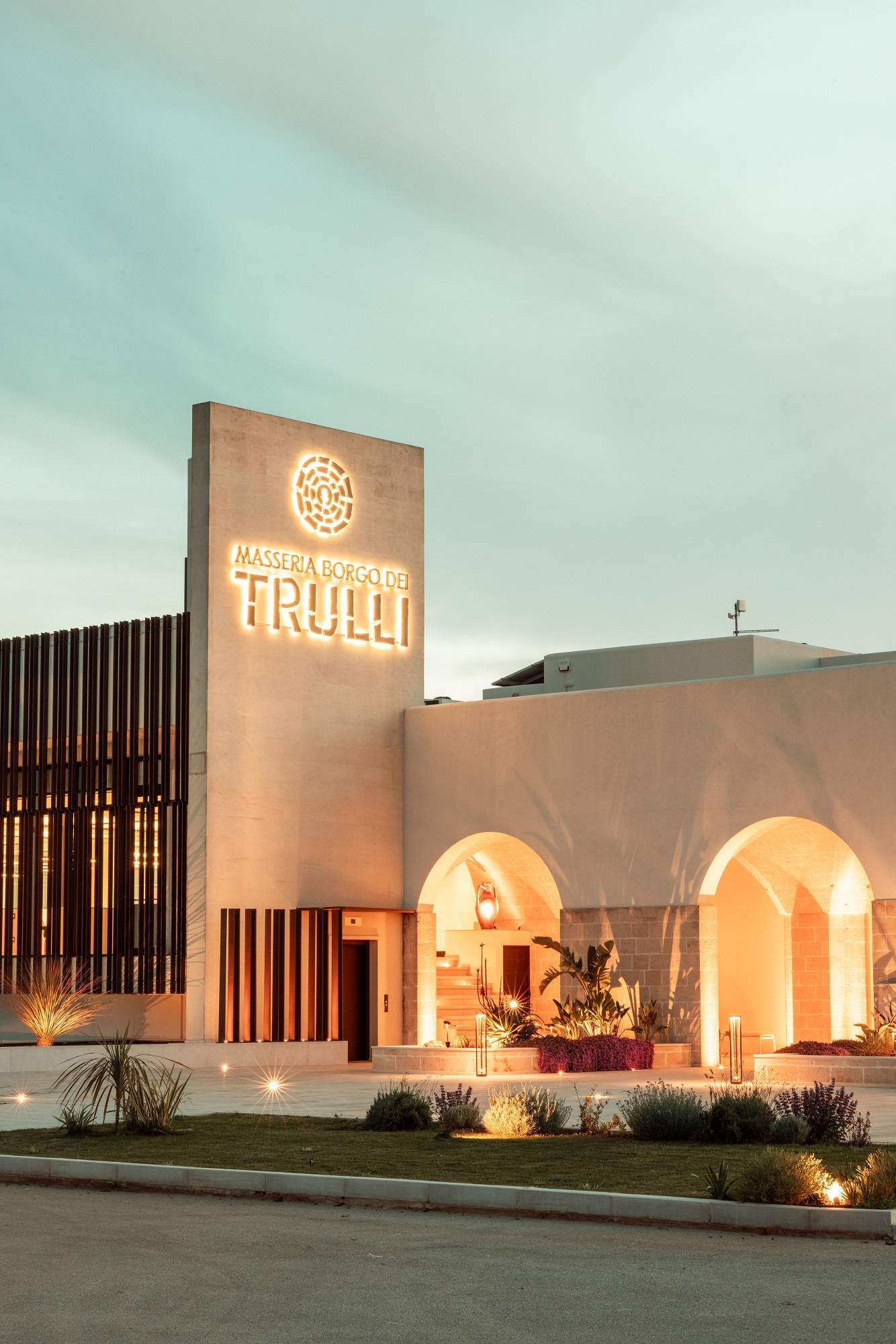 Mirea Traveling Tour - Masseria Borgo Dei Trulli - Winalist