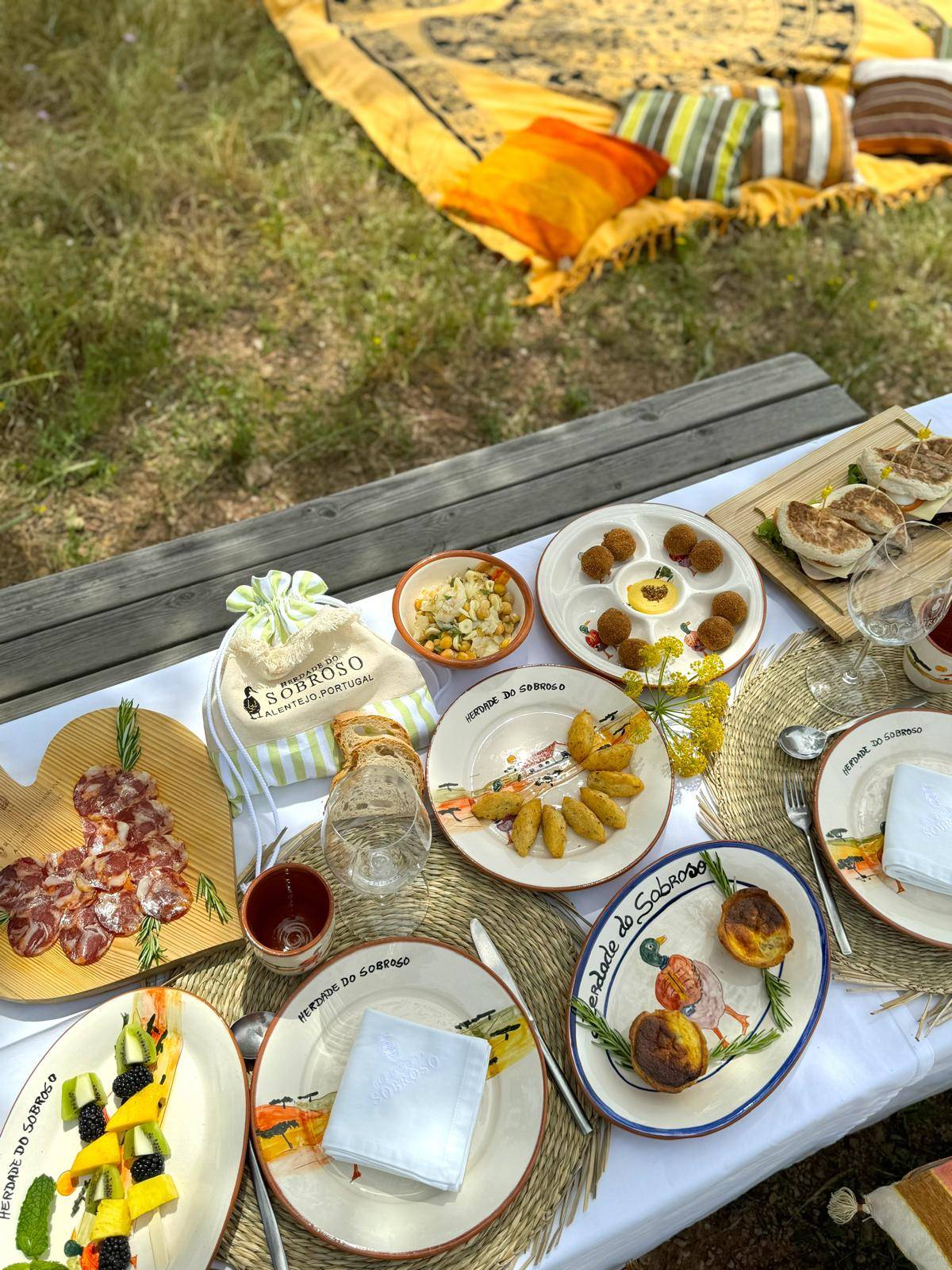 Pic-Nic de Luxo na Vinha - Herdade Do Sobroso Wine & Luxury Boutique Hotel - Winalist