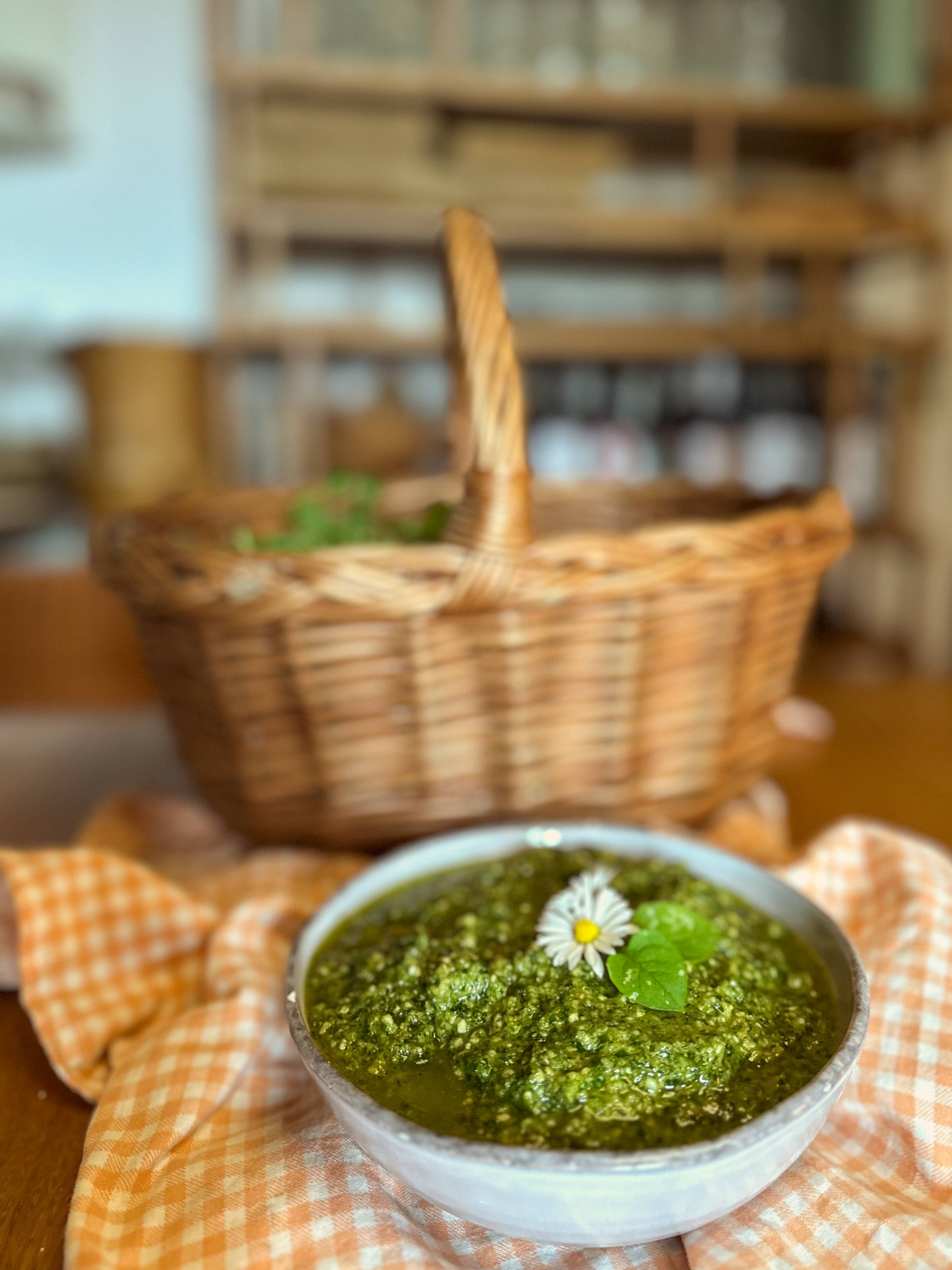 Foraging for organic wild herbs and Cooking Class - Fattoria La Maliosa - Winalist