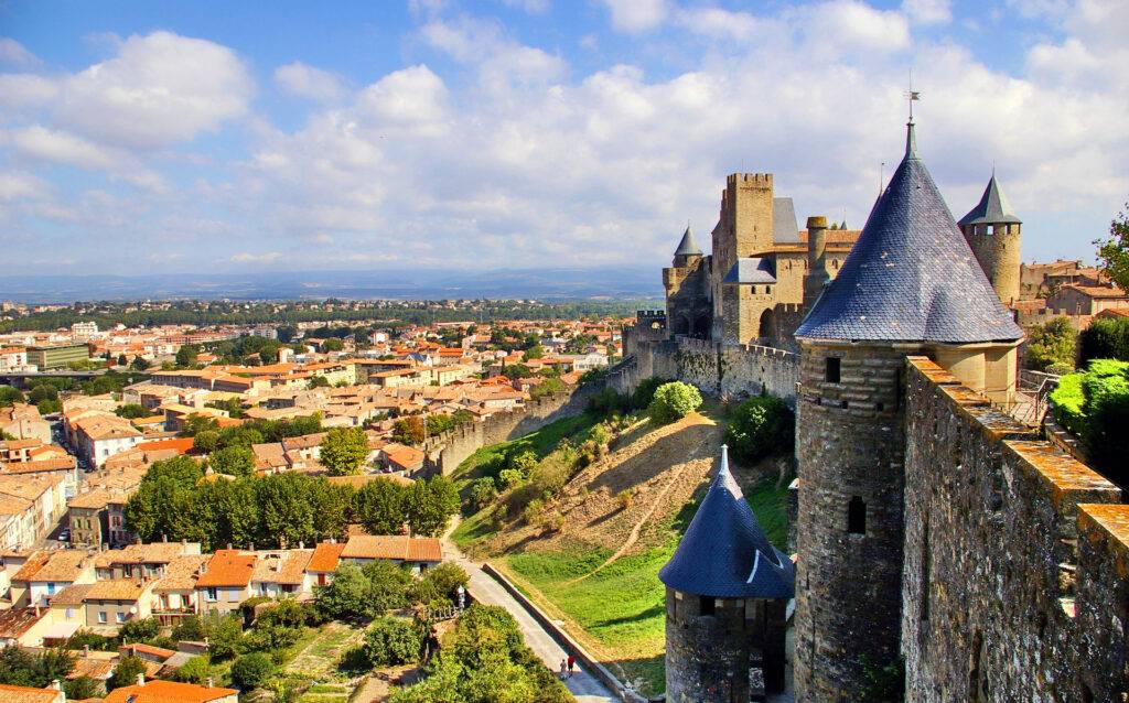 5 Best Things to do in Carc...