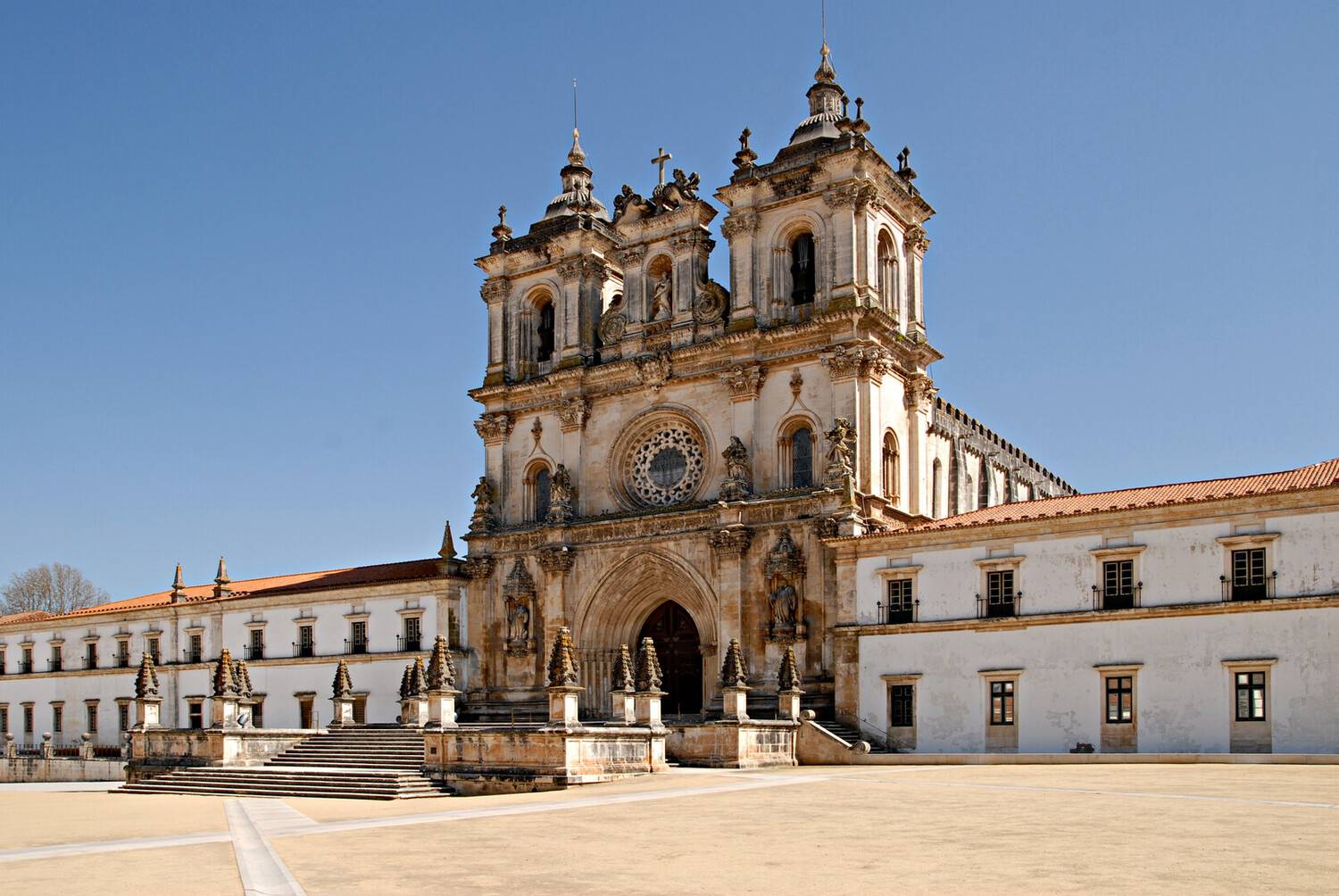 Best Things to Do in Alcoba...
