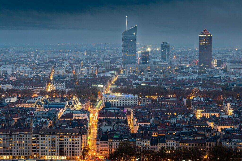 Visit Lyon: Guide to the To...