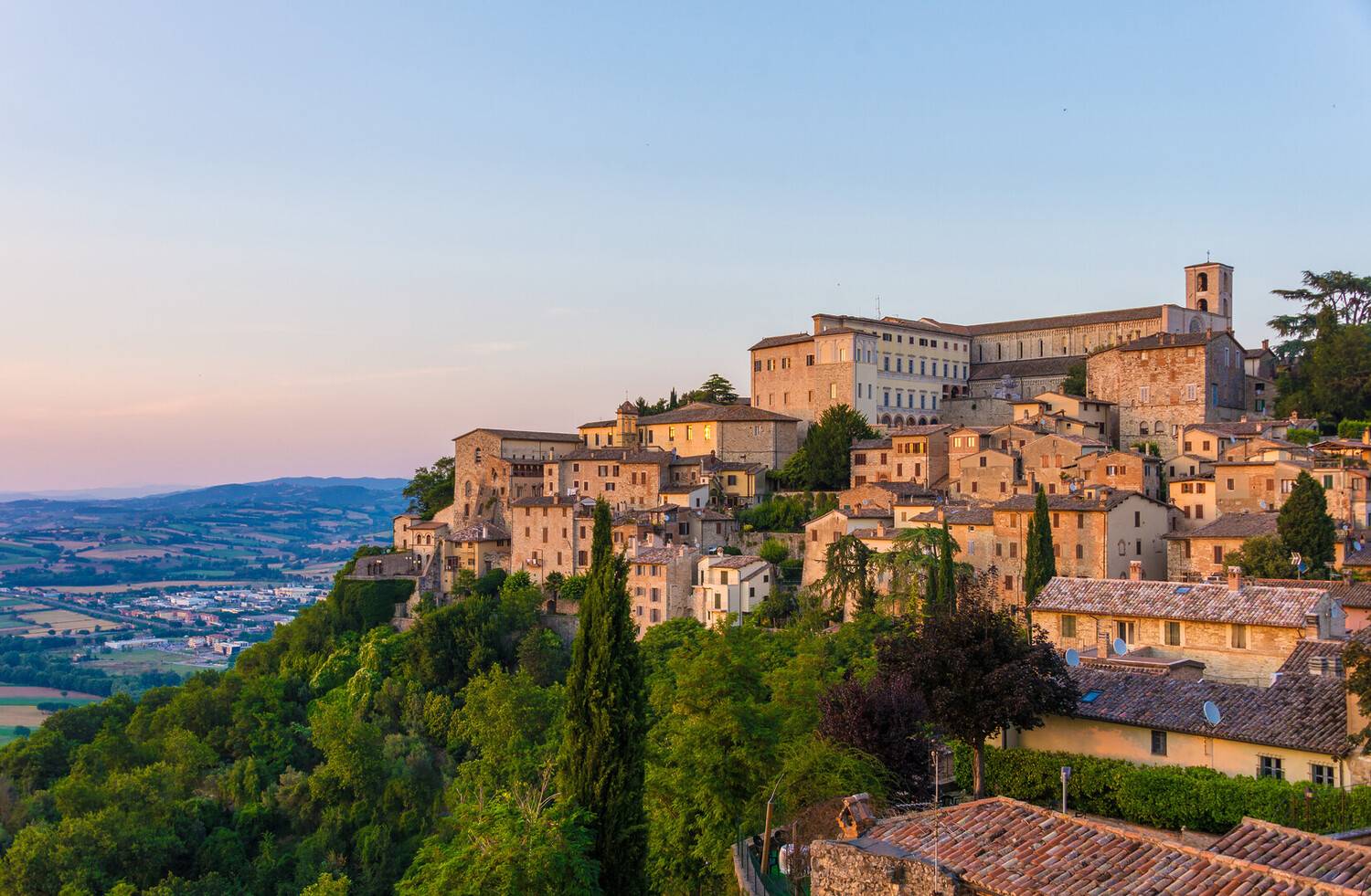 Visit Todi Italy: Discover ...