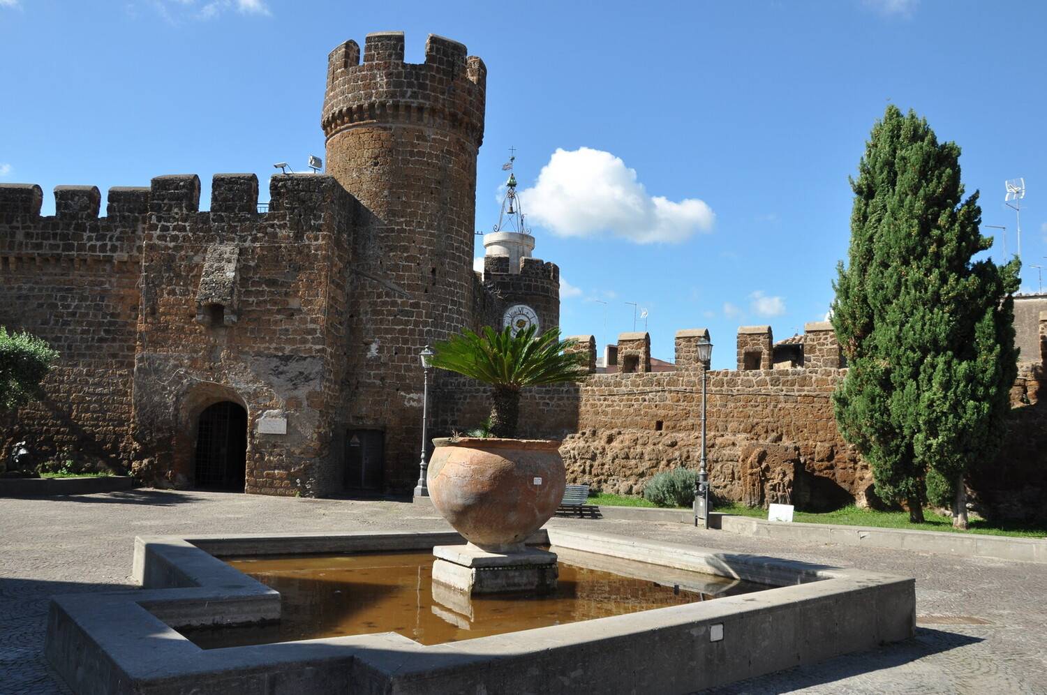 Visit Cerveteri Italy: Trav...