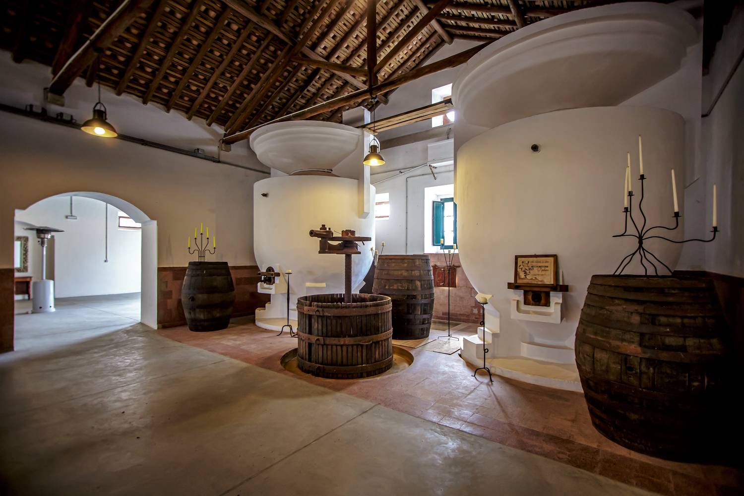 What to Do in Ferragudo: A Quiet Escape by the Water - 2026 - 12 - visit ferragudo visit ferragudo - What to Do in Ferragudo: A Quiet Escape by the Water - 2026 - 11