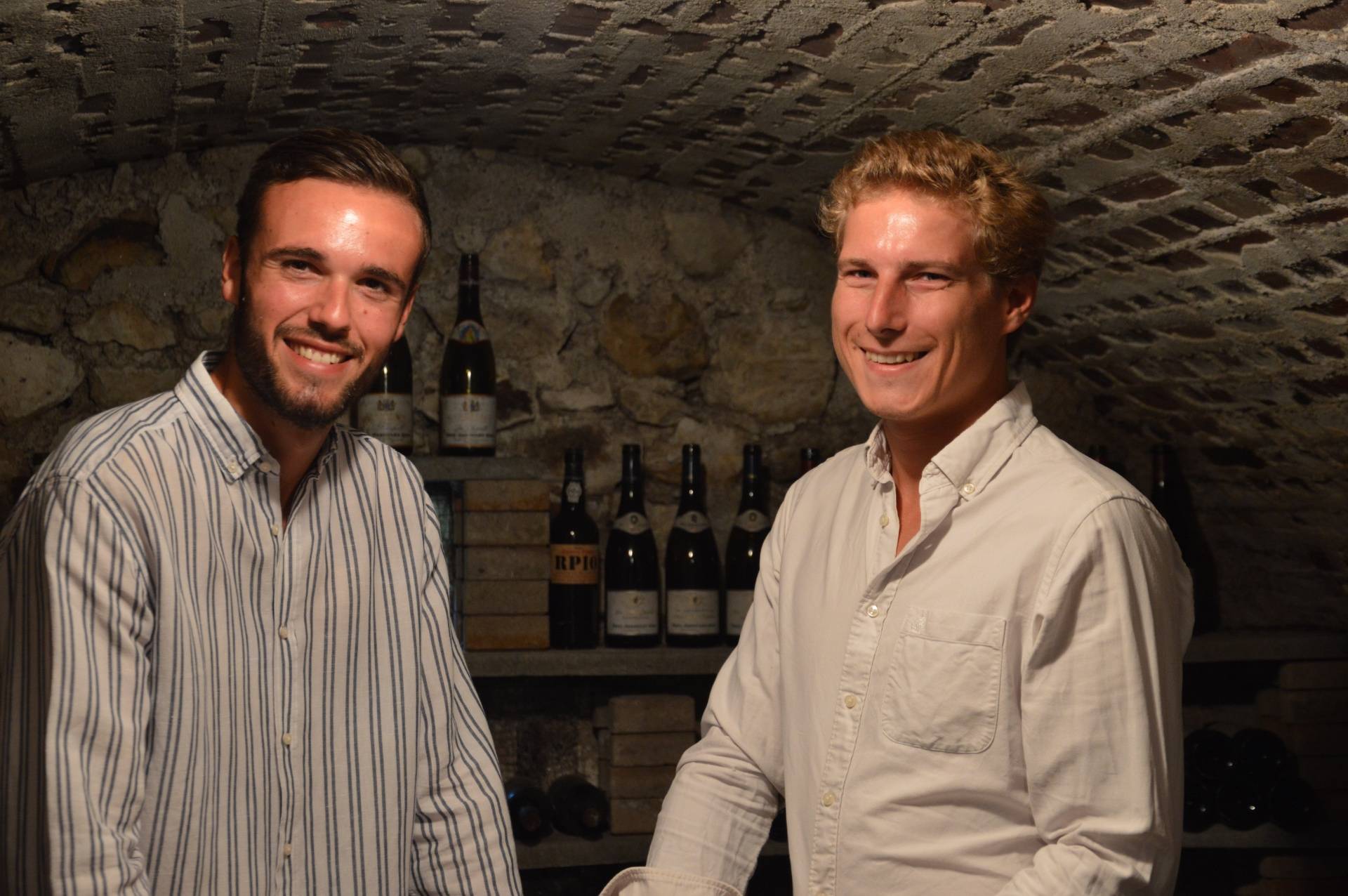 Cave Arthus Et Jean - Winalist
