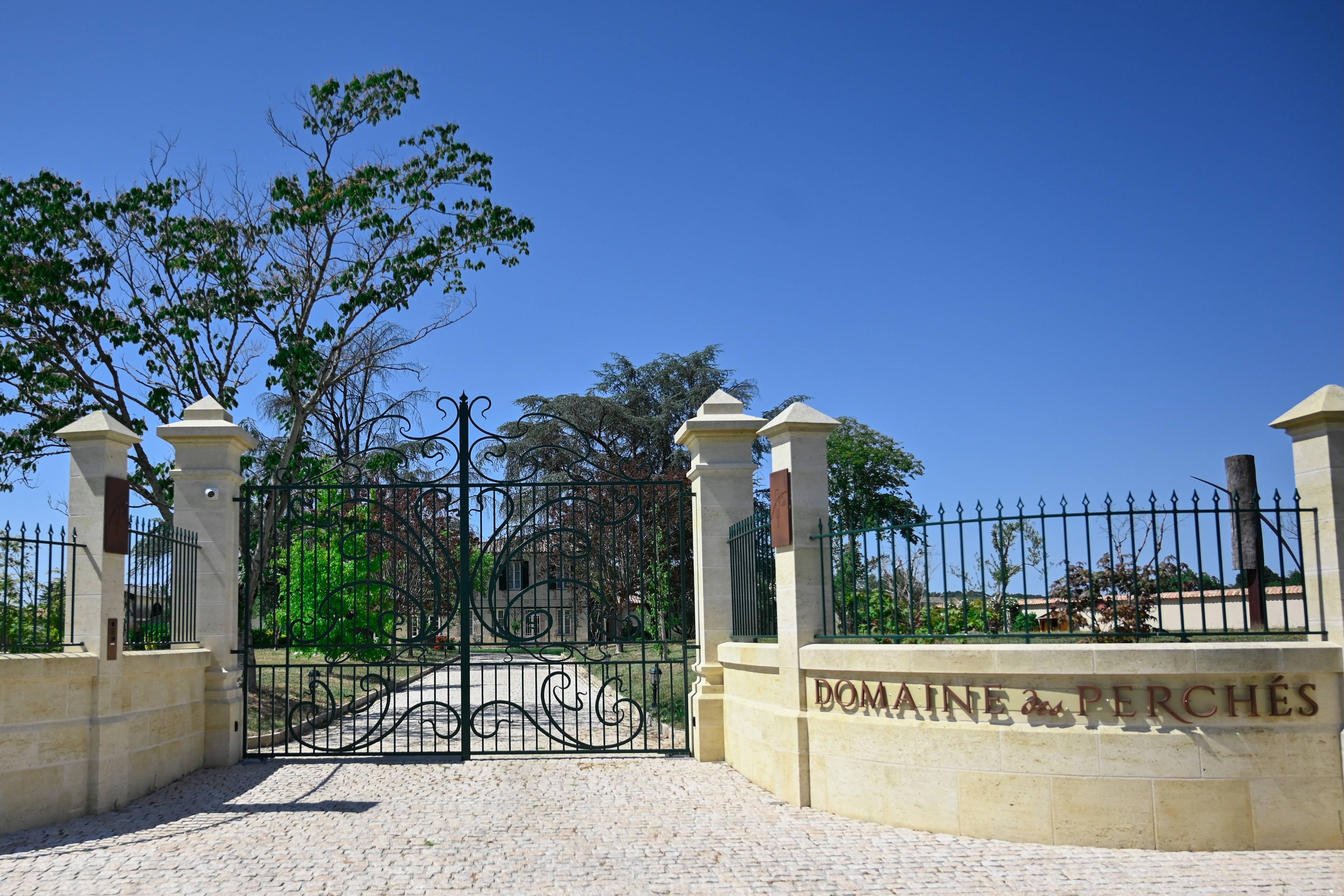 "Secrets of the Perched" Tour - Domaine des Perchés - Winalist