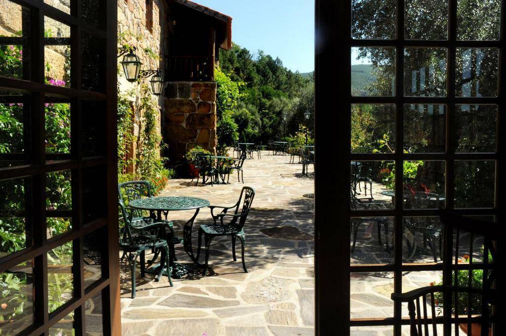 Green, in wine and in Nature