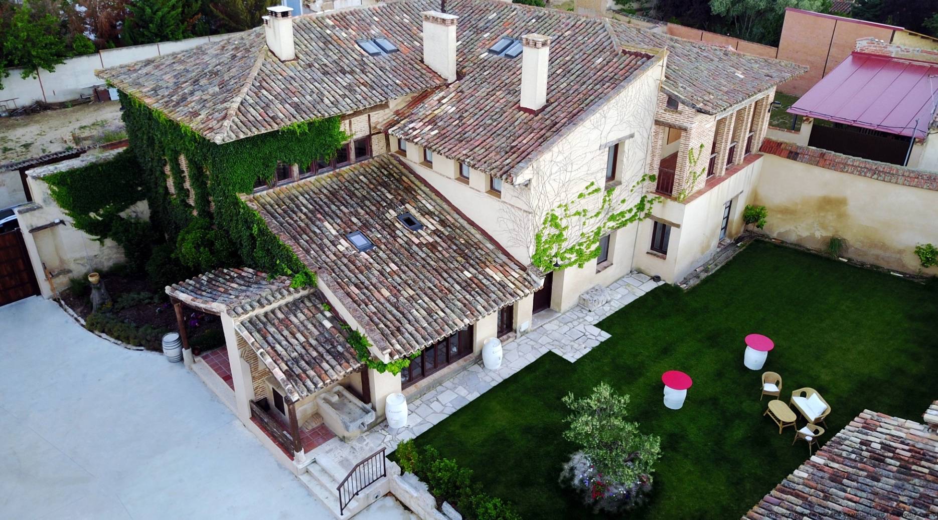 Bodega Campo Elíseo François Lurton - Winalist